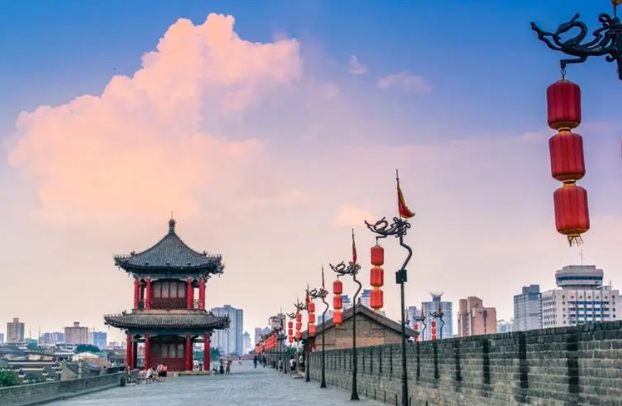 2025年西安旅游新攻略,西安当地导游推荐